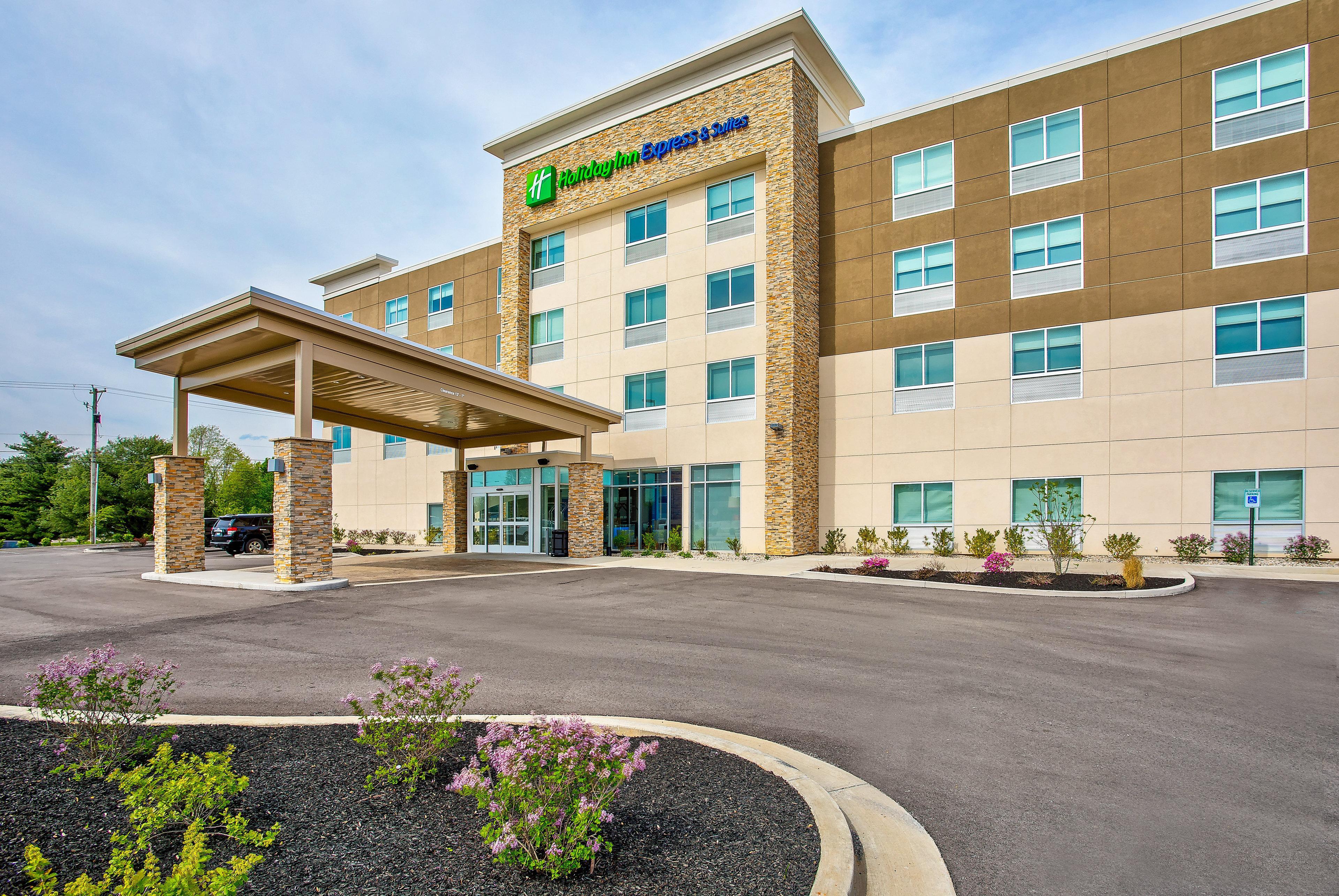 Holiday Inn Express & Suites - Lexington W - Versailles By Ihg Exterior photo